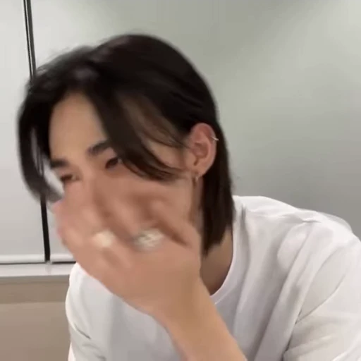 💋 Стикер «안뇽 Stray Kids» для Telegram