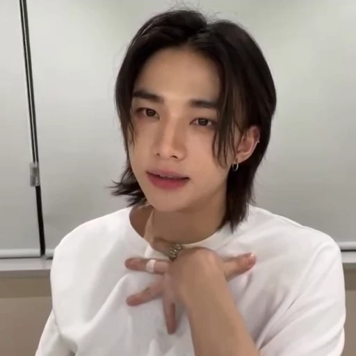 💋 Стикер «안뇽 Stray Kids» для Telegram