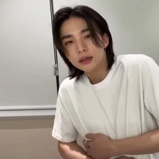 💋 Стикер «안뇽 Stray Kids» для Telegram