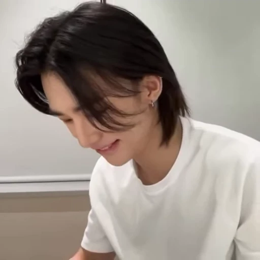 💋 Стикер «안뇽 Stray Kids» для Telegram
