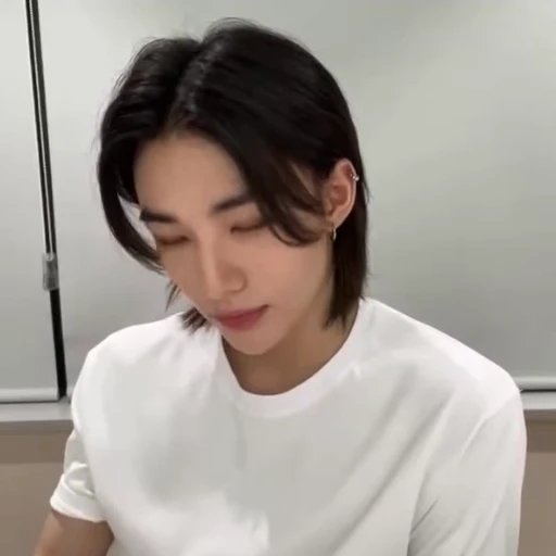 💋 Стикер «안뇽 Stray Kids» для Telegram