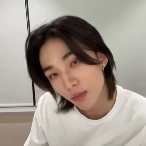 💋 Стикер «안뇽 Stray Kids» для Telegram