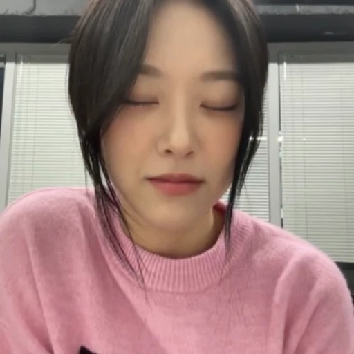 😡 Стикер «HYUNJIN» для Telegram