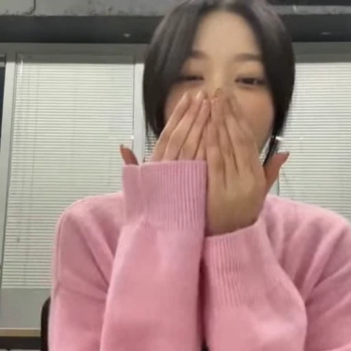 😂 Стикер «HYUNJIN» для Telegram