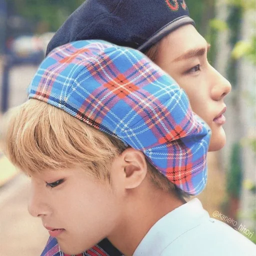 💞 Стикер «Hyun Jeong» для Telegram