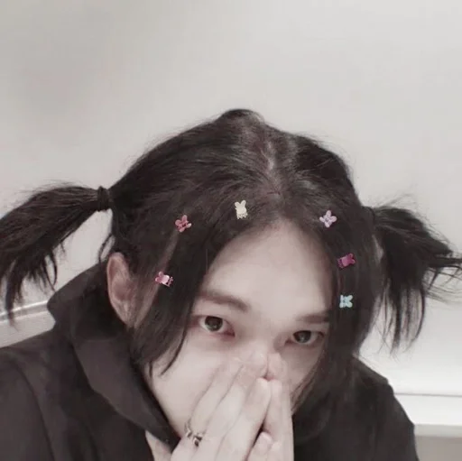 🥥 Стикер «hyunjin» для Telegram