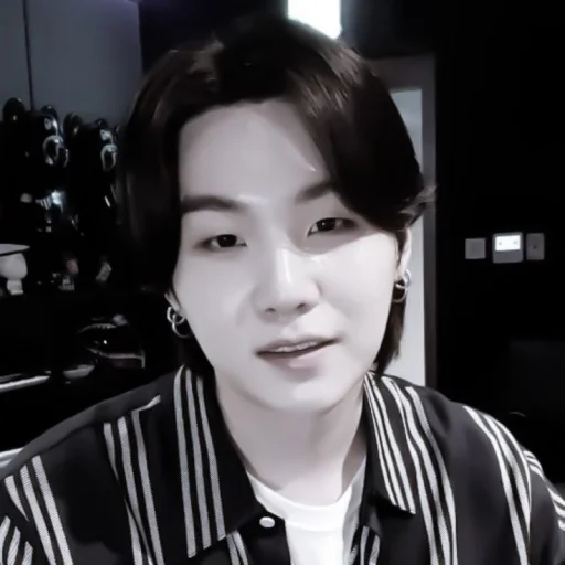 🚔 Стикер «yoongi» для Telegram