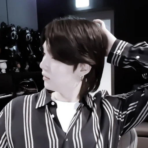 🚔 Стикер «yoongi» для Telegram