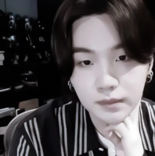 🚔 Стикер «yoongi» для Telegram