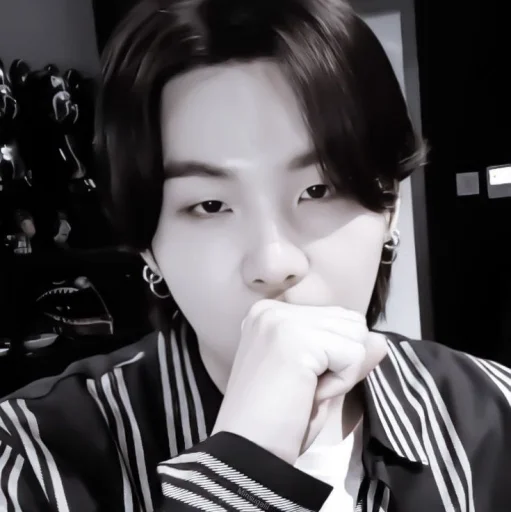 🚔 Стикер «yoongi» для Telegram