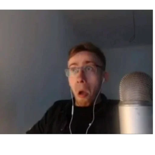 😵 Стикер «I found some memes» для Telegram