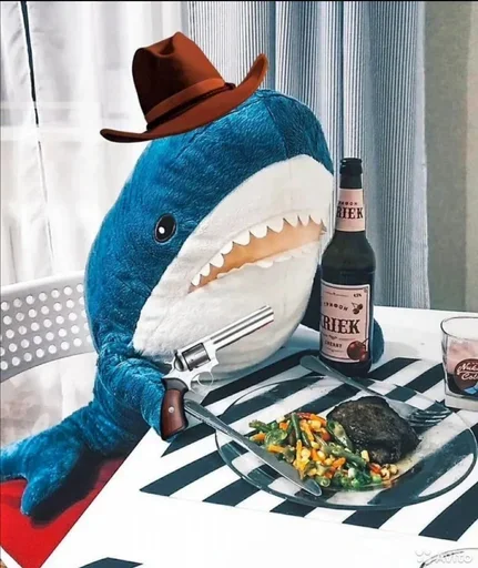 🎩 Стикер «Ikea Shark» для Telegram