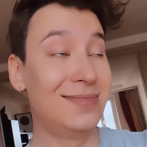 😄 Стикер «люблю энтони юлая» для Telegram
