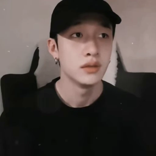 💌 Стикер «channie» для Telegram