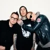🫥 Эмодзи «blink 182» для Telegram