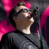 🫥 Эмодзи «blink 182» для Telegram