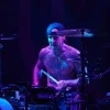 🫥 Эмодзи «blink 182» для Telegram