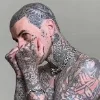 🫥 Эмодзи «blink 182» для Telegram