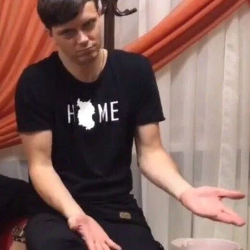 💁‍♂️ Стикер «время устроить вечеринку» для Telegram