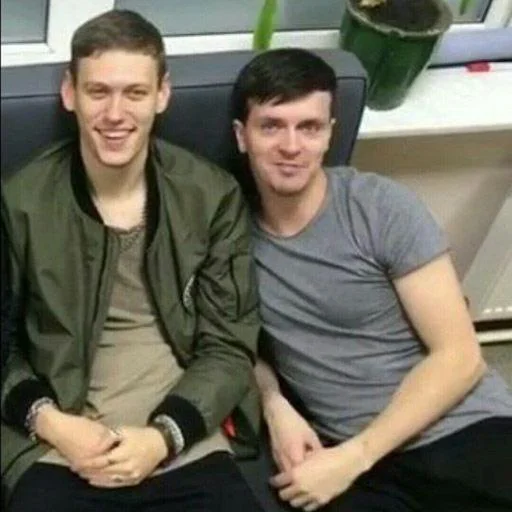 😰 Стикер «Ochennormalno» для Telegram