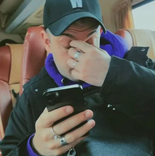 🤦 Стикер «Ochennormalno» для Telegram