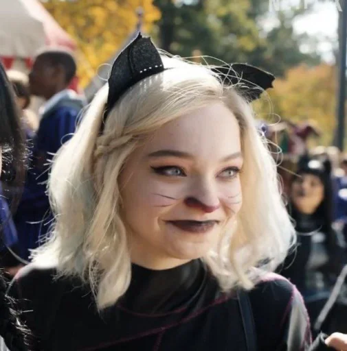 🐱 Стикер «ИндиЮшка» для Telegram