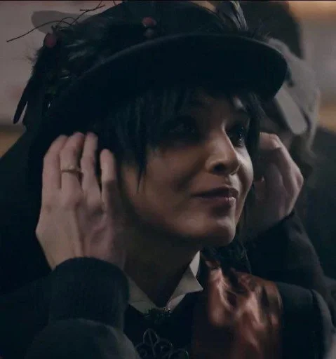 🪰 Стикер «Good omens» для Telegram
