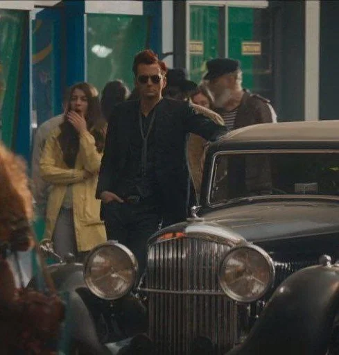 🧍‍♂️ Стикер «Good omens» для Telegram