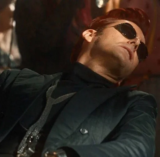 😴 Стикер «Good omens» для Telegram