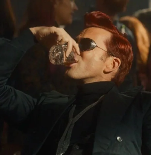 🍷 Стикер «Good omens» для Telegram