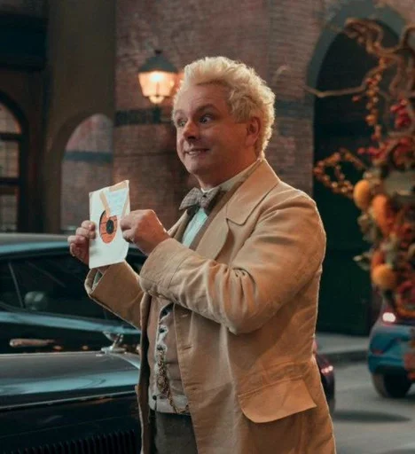 😄 Стикер «Good omens» для Telegram