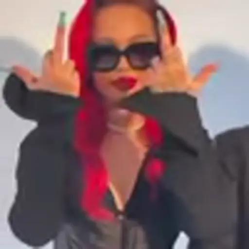 Стикер 50 Instasamka