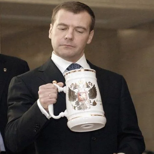 🍻 Стикер «irondimon» для Telegram