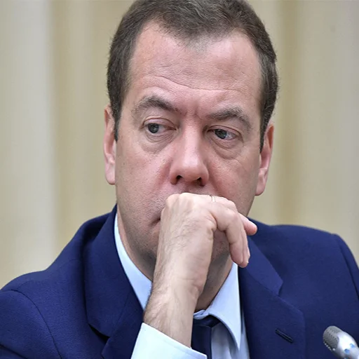 🤔 Стикер «irondimon» для Telegram