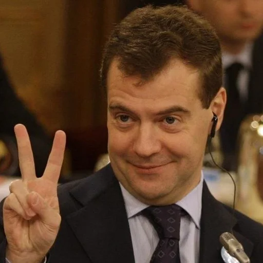 ✌️ Стикер «irondimon» для Telegram
