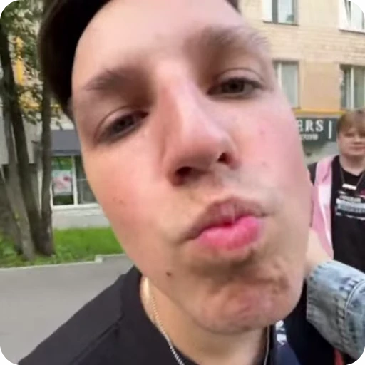 😘 Стикер «mzlff» для Telegram