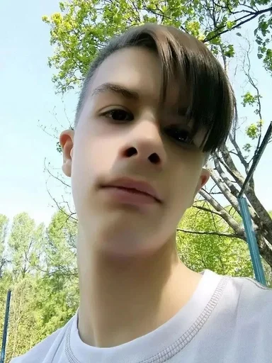 😏 Стикер «Иван Золо» для Telegram