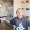 Стикер 46 Ивлеева