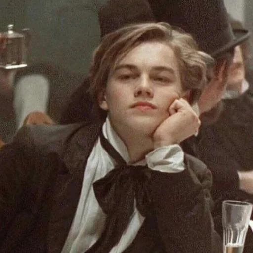 😐 Стикер «Titanic» для Telegram
