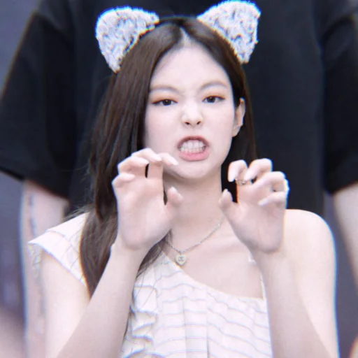 🎠 Стикер «BlackPink Jennie» для Telegram