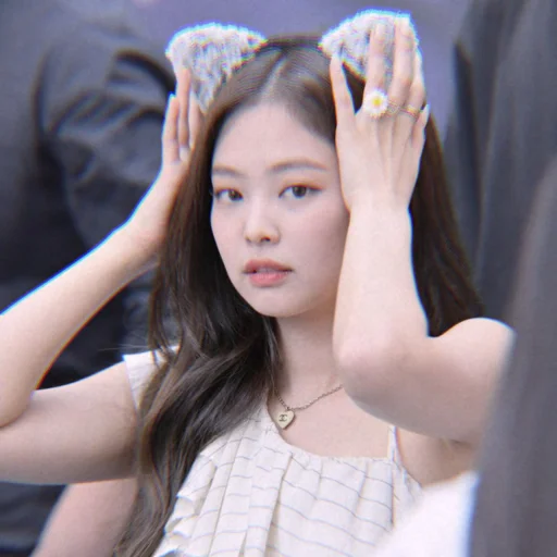 🎠 Стикер «BlackPink Jennie» для Telegram