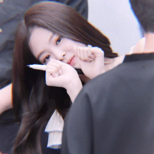 🎠 Стикер «BlackPink Jennie» для Telegram