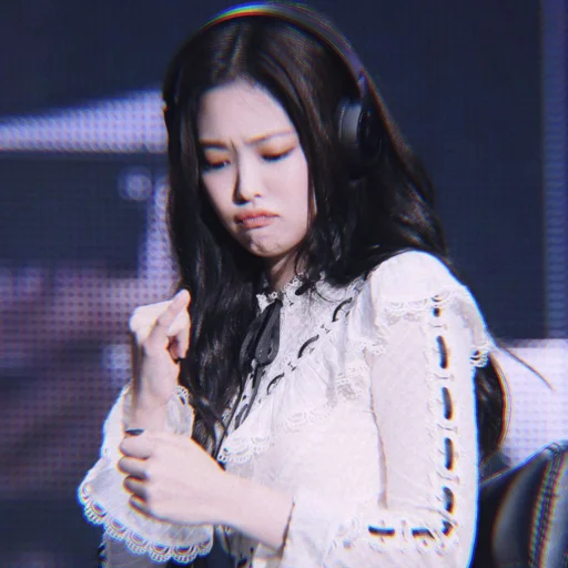 🎠 Стикер «BlackPink Jennie» для Telegram