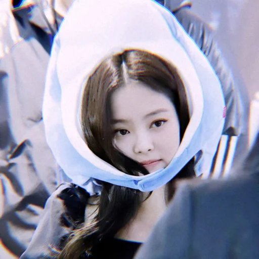 🎠 Стикер «BlackPink Jennie» для Telegram