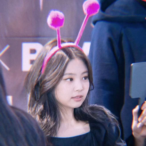 🎠 Стикер «BlackPink Jennie» для Telegram