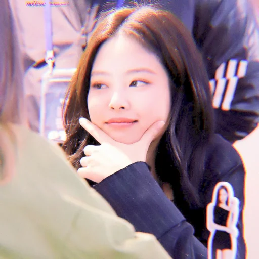 🎠 Стикер «BlackPink Jennie» для Telegram