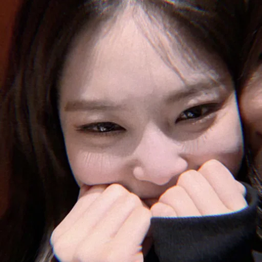 🎠 Стикер «BlackPink Jennie» для Telegram