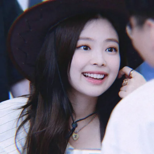 🎠 Стикер «BlackPink Jennie» для Telegram