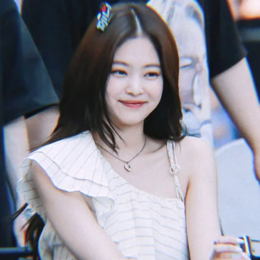 🎠 Стикер «BlackPink Jennie» для Telegram