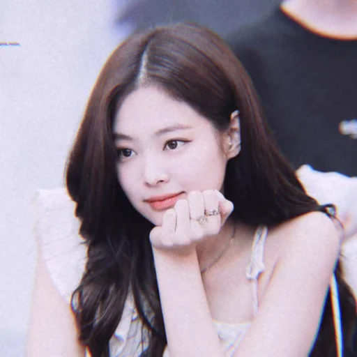🎠 Стикер «BlackPink Jennie» для Telegram